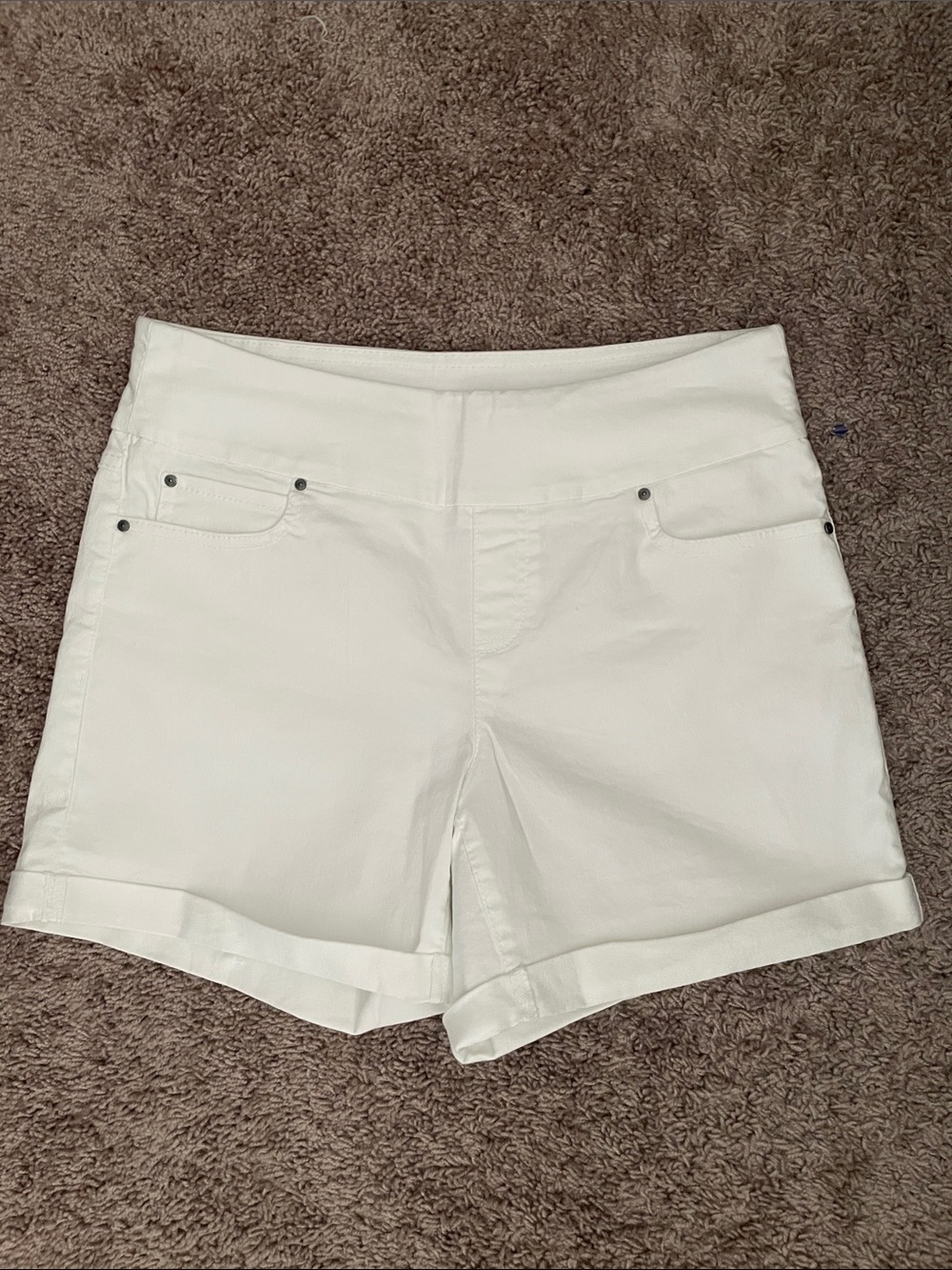 Time and Tru White High-Rise Cuffed Shorts